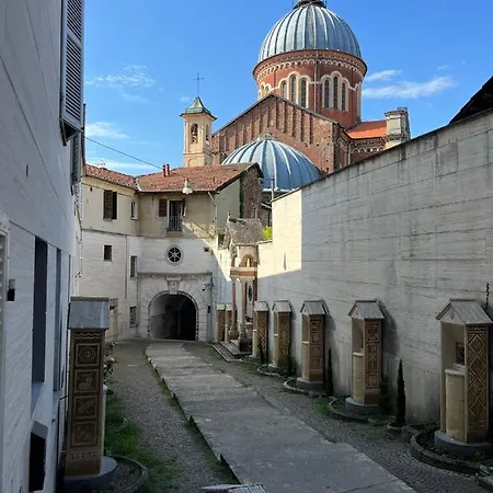 La Nicchia *